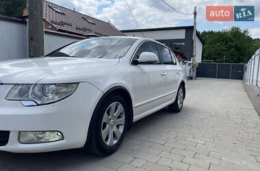 Лифтбек Skoda Superb 2011 в Виннице