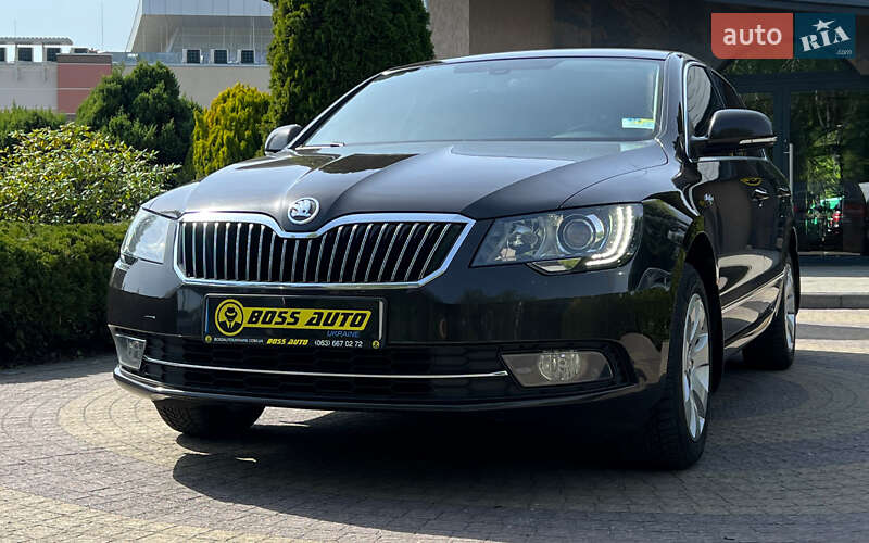 Лифтбек Skoda Superb 2014 в Львове