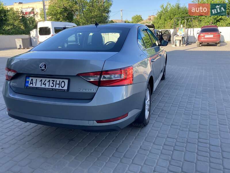 Лифтбек Skoda Superb 2018 в Чернигове