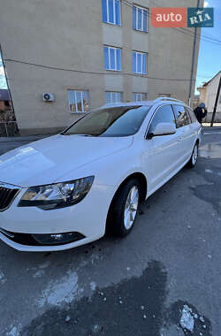 Універсал Skoda Superb 2014 в Мукачевому