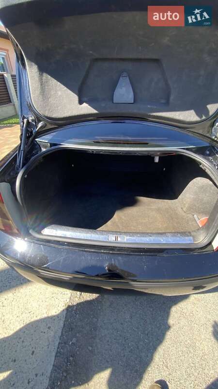 Лифтбек Skoda Superb 2006 в Чопе