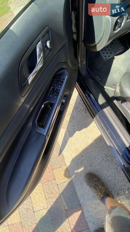 Лифтбек Skoda Superb 2006 в Чопе