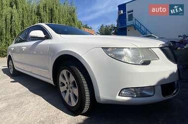 Ліфтбек Skoda Superb 2013 в 
