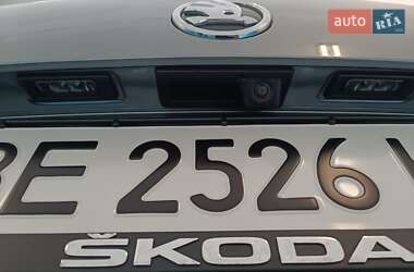 Лифтбек Skoda Superb 2016 в 