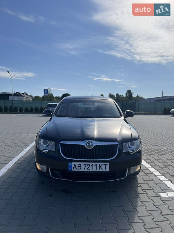 Skoda Superb 2011