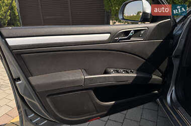 Универсал Skoda Superb 2010 в 