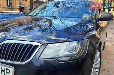 Универсал Skoda Superb 2013 в 