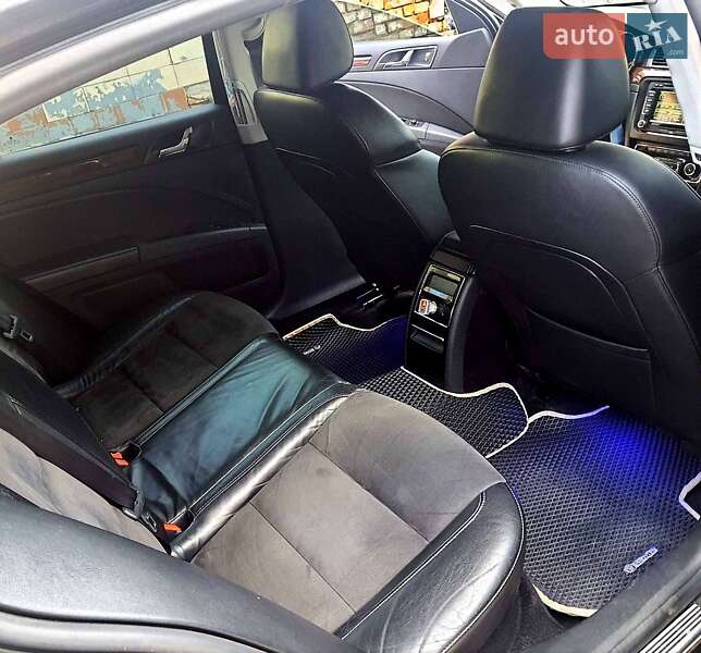 Универсал Skoda Superb 2013 в Киеве
