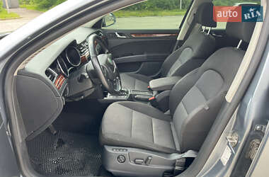 Лифтбек Skoda Superb 2012 в 