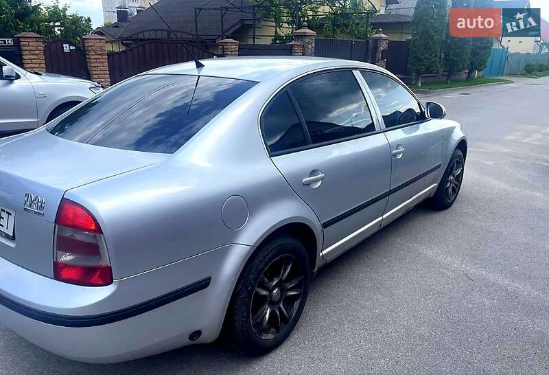 Ліфтбек Skoda Superb 2007 в Києві