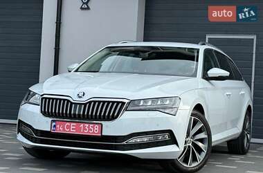 Универсал Skoda Superb 2019 в Дрогобыче