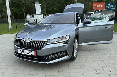 Ліфтбек Skoda Superb 2020 в 