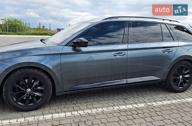 Універсал Skoda Superb 2020 в 