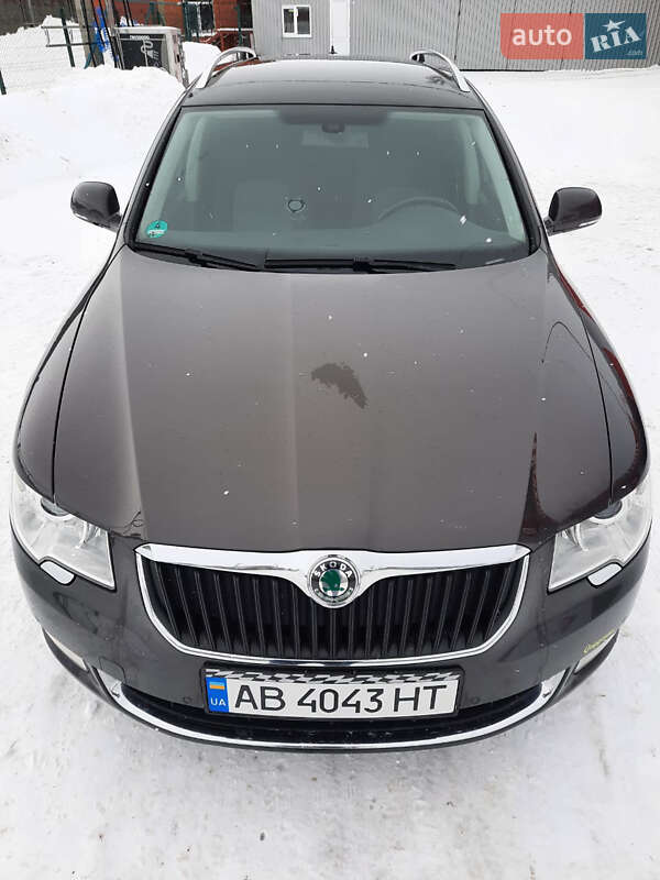 Універсал Skoda Superb 2011 в Києві