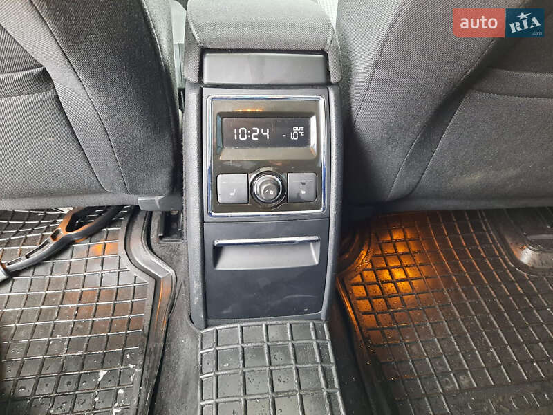 Універсал Skoda Superb 2011 в Києві