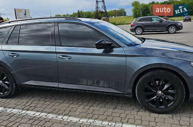 Універсал Skoda Superb 2020 в 