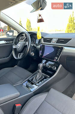Лифтбек Skoda Superb 2018 в 