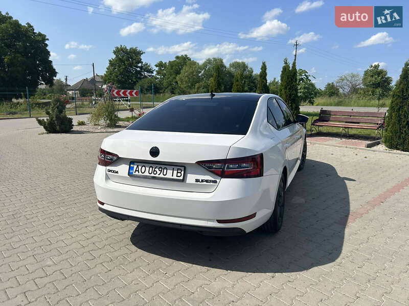 Ліфтбек Skoda Superb 2018 в Ужгороді