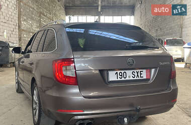 Универсал Skoda Superb 2010 в 
