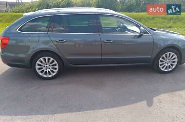 Универсал Skoda Superb 2014 в 