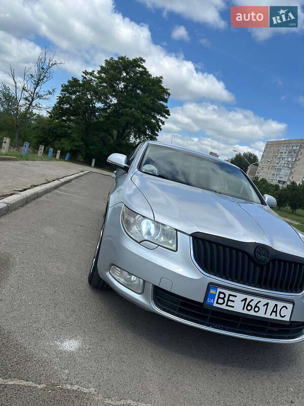 Лифтбек Skoda Superb 2008 в Южноукраинске