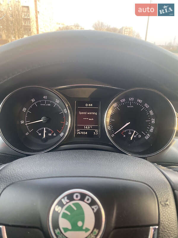 Лифтбек Skoda Superb 2008 в Южноукраинске