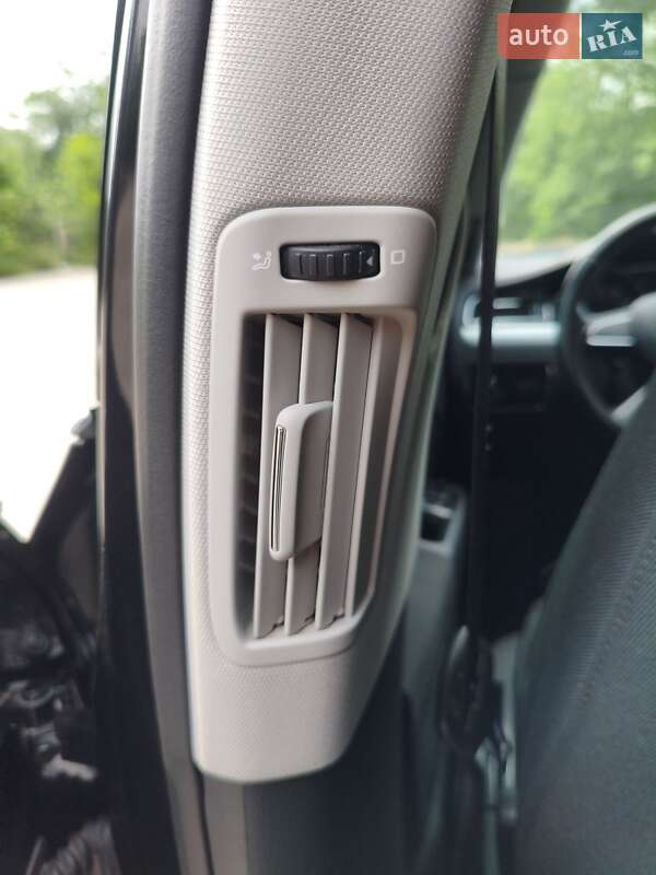 Лифтбек Skoda Superb 2013 в Запорожье фото 16 Лифтбек Skoda Superb 2013 в Запорожье