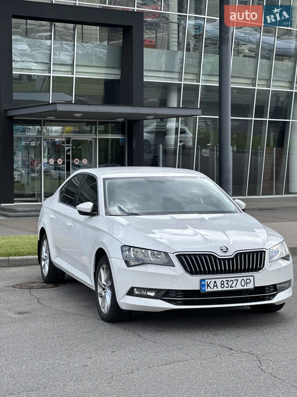2016 Skoda Superb - мініатюра 14