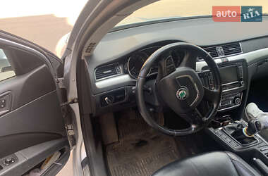 Универсал Skoda Superb 2011 в 