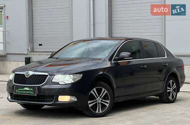 Лифтбек Skoda Superb 2012 в Киеве