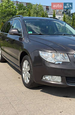 Универсал Skoda Superb 2010 в 