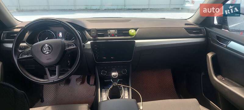 Універсал Skoda Superb 2017 в Львові