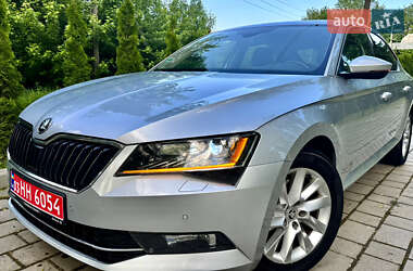 Універсал Skoda Superb 2019 в Трускавці