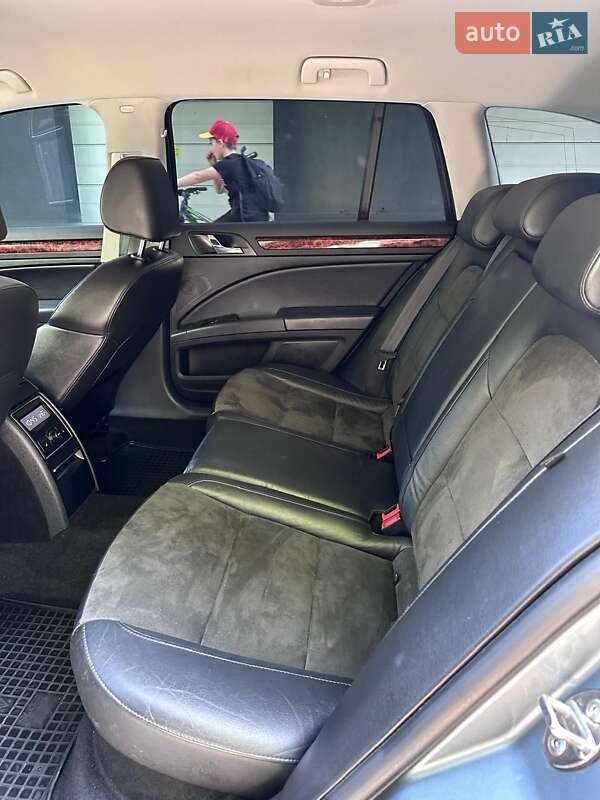 Универсал Skoda Superb 2010 в Ивано-Франковске