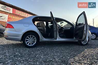 Лифтбек Skoda Superb 2013 в 