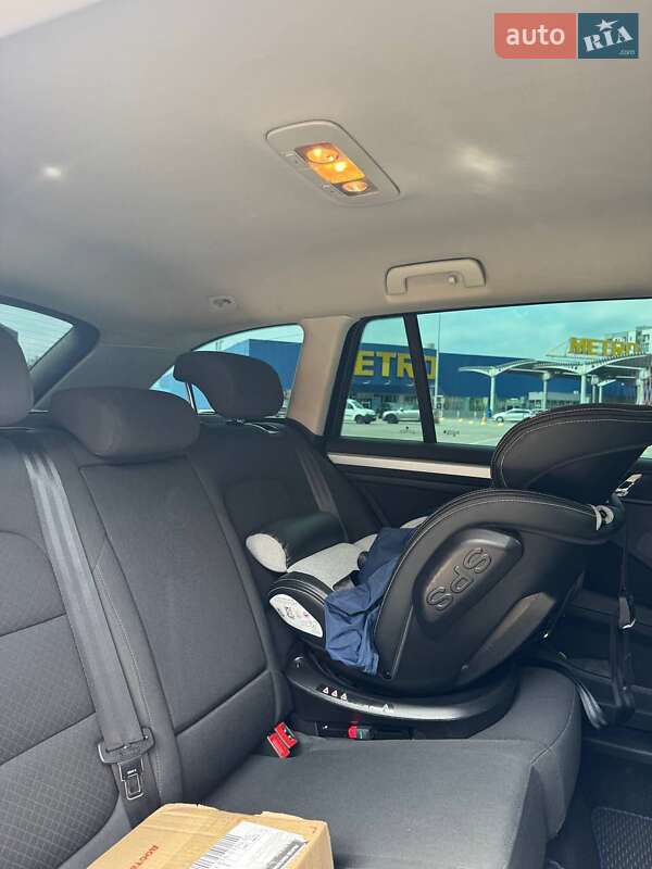 Универсал Skoda Superb 2014 в Львове