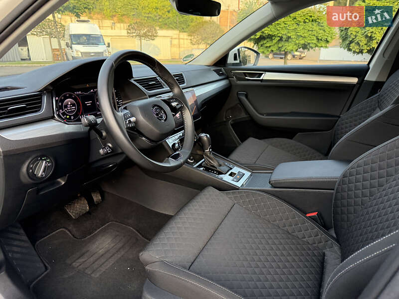 Универсал Skoda Superb 2021 в Ровно