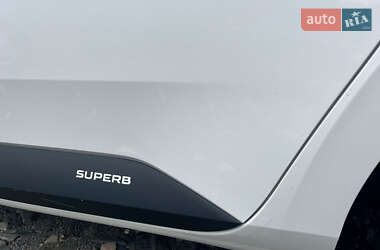 Універсал Skoda Superb 2016 в 