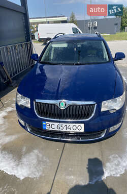 Универсал Skoda Superb 2010 в Львове