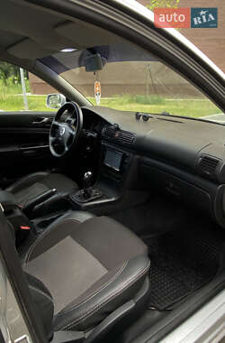 Лифтбек Skoda Superb 2004 в 