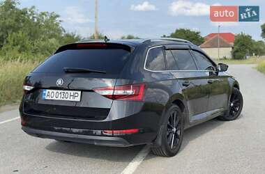 Універсал Skoda Superb 2015 в 