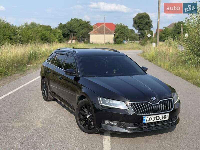 Універсал Skoda Superb 2015 в Мукачевому