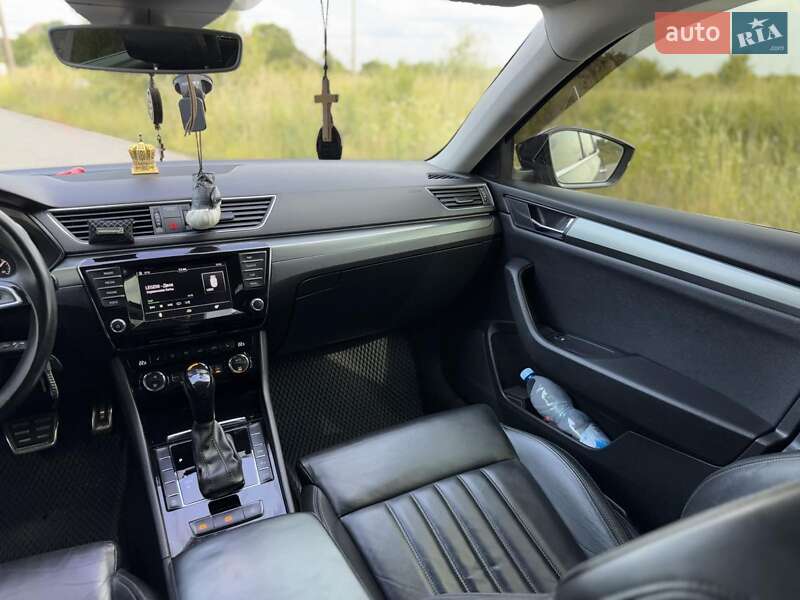 Універсал Skoda Superb 2015 в Мукачевому