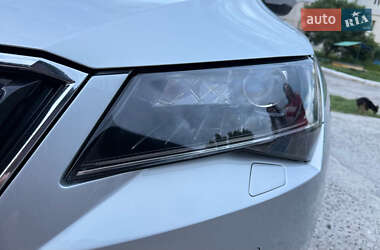 Лифтбек Skoda Superb 2017 в 