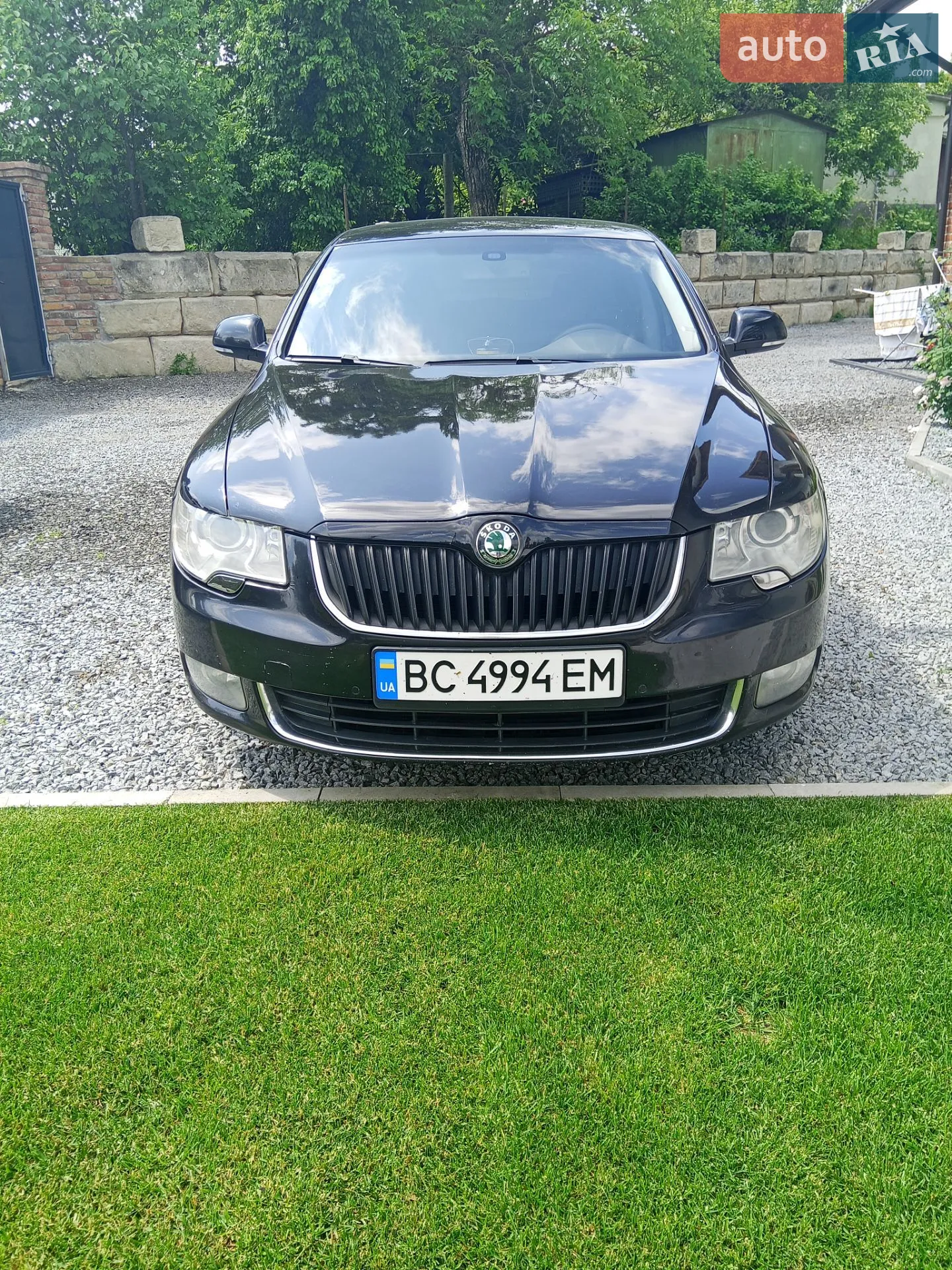 2011 Skoda Superb - мініатюра 2