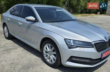 Лифтбек Skoda Superb 2020 в 