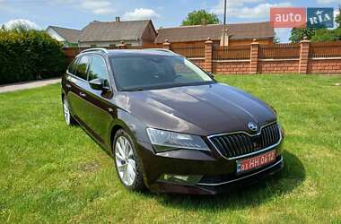 Универсал Skoda Superb 2018 в Здолбунове