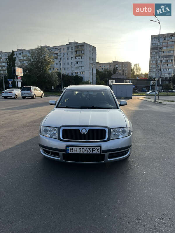 Лифтбек Skoda Superb 2005 в Одессе