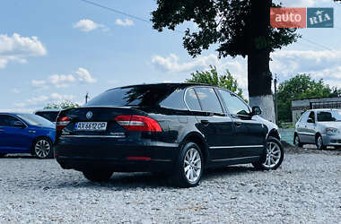Лифтбек Skoda Superb 2014 в 