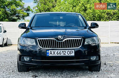 Лифтбек Skoda Superb 2014 в 